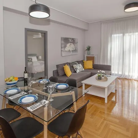 Cozy In Syntagma-plaka By Ghh Apartamento Atenas