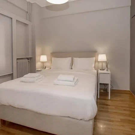 Cozy In Syntagma-plaka By Ghh Apartamento Atenas